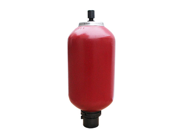 蓄能器氮?dú)獾某溲b與充氣壓力數(shù)值介紹？